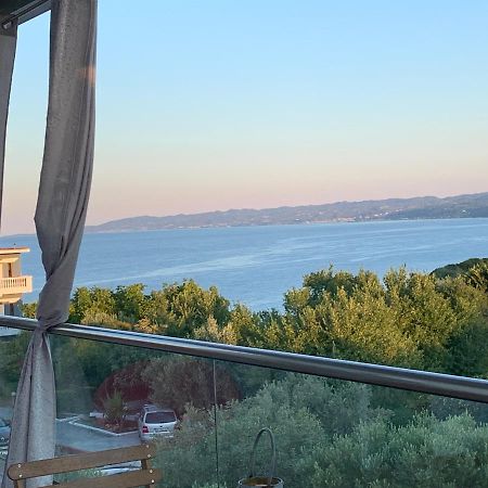 Villa Evita , Penthouse, 53M2 ,Athytos 450M From The Beach Afytos Exterior foto