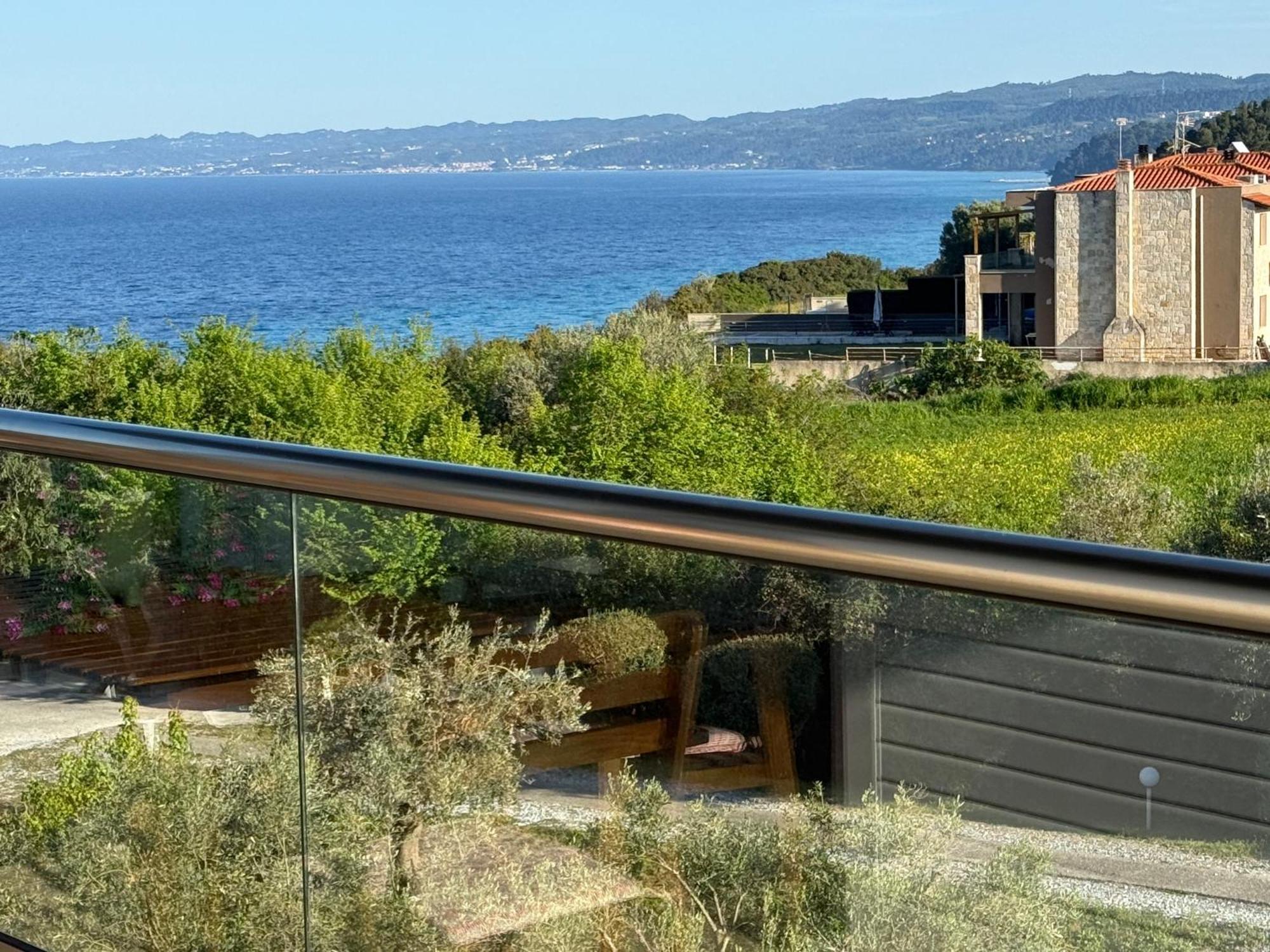 Villa Evita , Penthouse, 53M2 ,Athytos 450M From The Beach Afytos Exterior foto